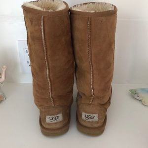 Women’s Tall Chestnut Uggs Size 5